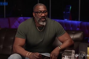 比斯利揭秘老詹饼干事件真相：他自己带的饼干凭啥拿走？